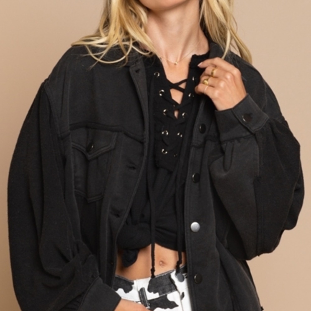 Black Shacket - image 3